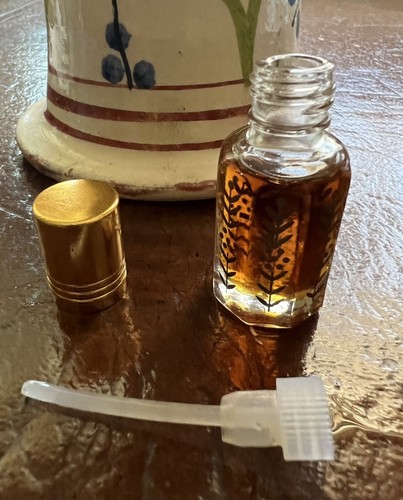 Kuwait oudh attar sandalwood - ,